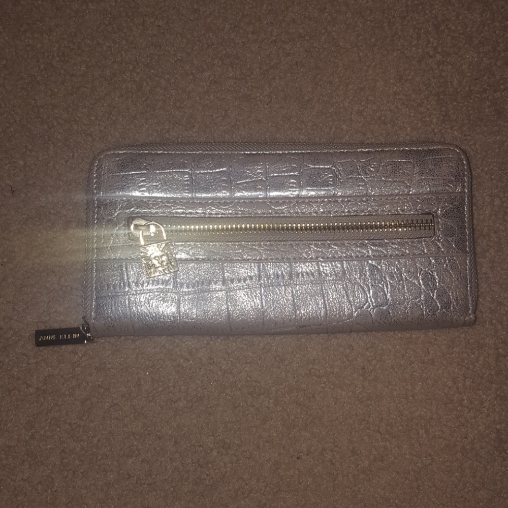 Anne Klein Wallet